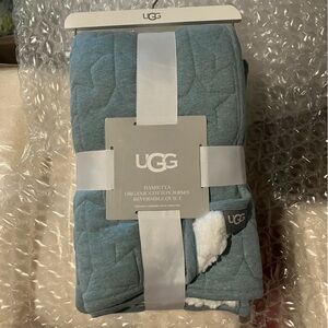 New Ugg Damietta organic cotton jersey reversible quilt in succulent heather
